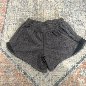 Lululemon Gray Women's Athletic Shorts hottie hot size 4 tag missing
